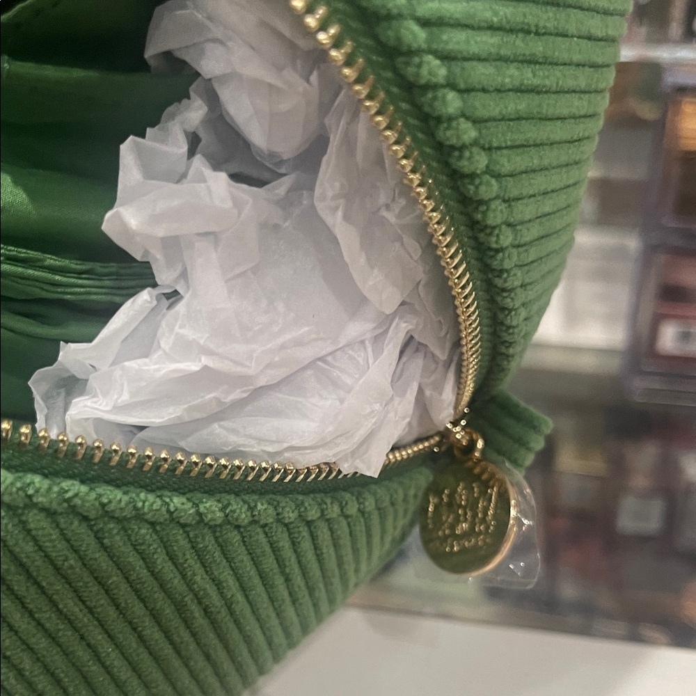 Tata Harper Green Corduroy Zip Cosmetic Pouch with Gold Plaque cube ⭐️⭐️⭐️⭐️⭐️ - Picture 5 of 5